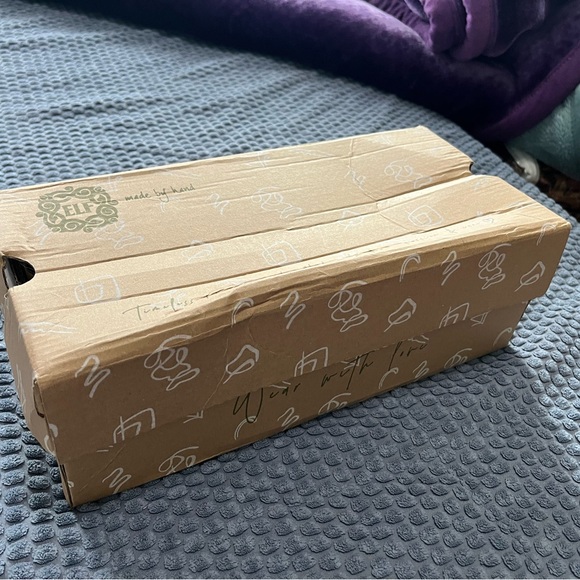 Brand new hand-made black leather sandals. - Picture 8 of 8